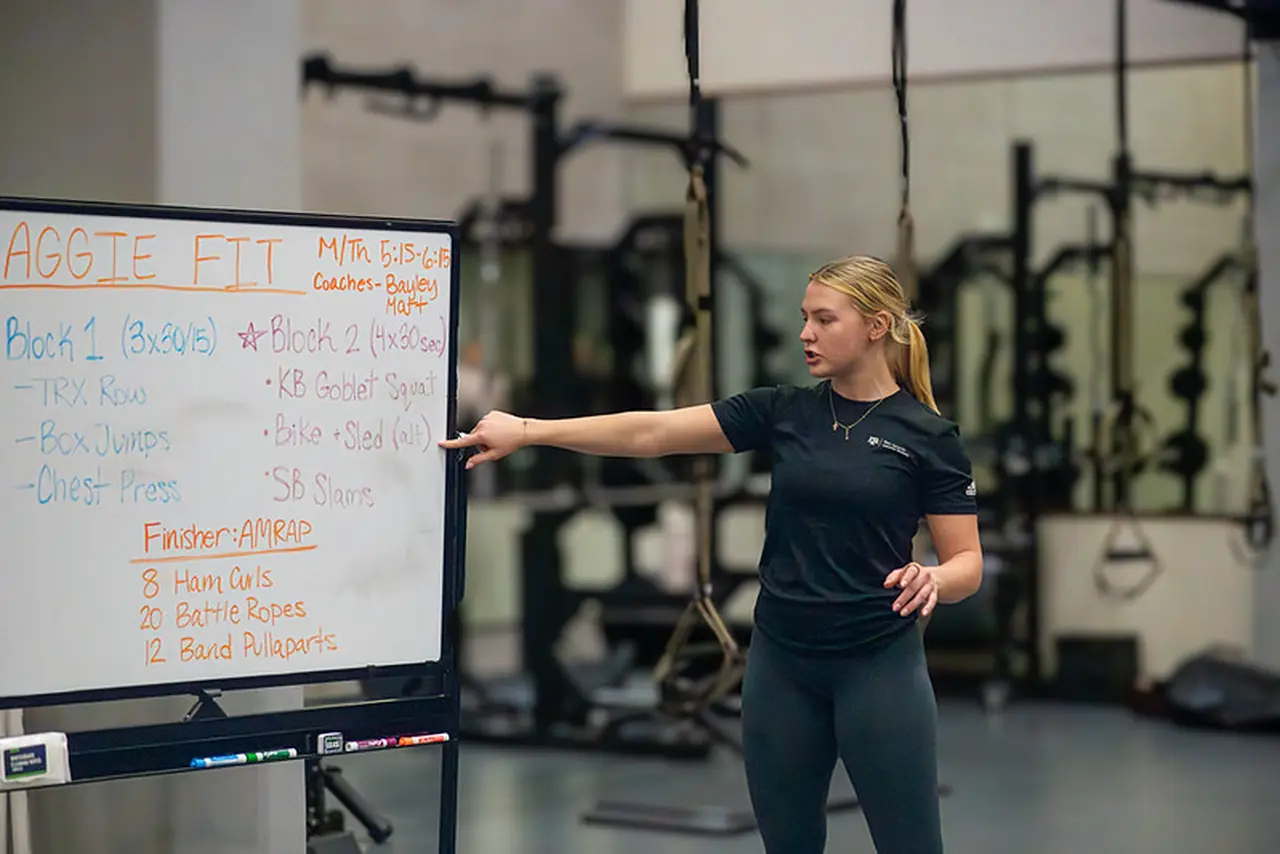 Weekly training schedule and game plan - structured fitness programming in Ottawa